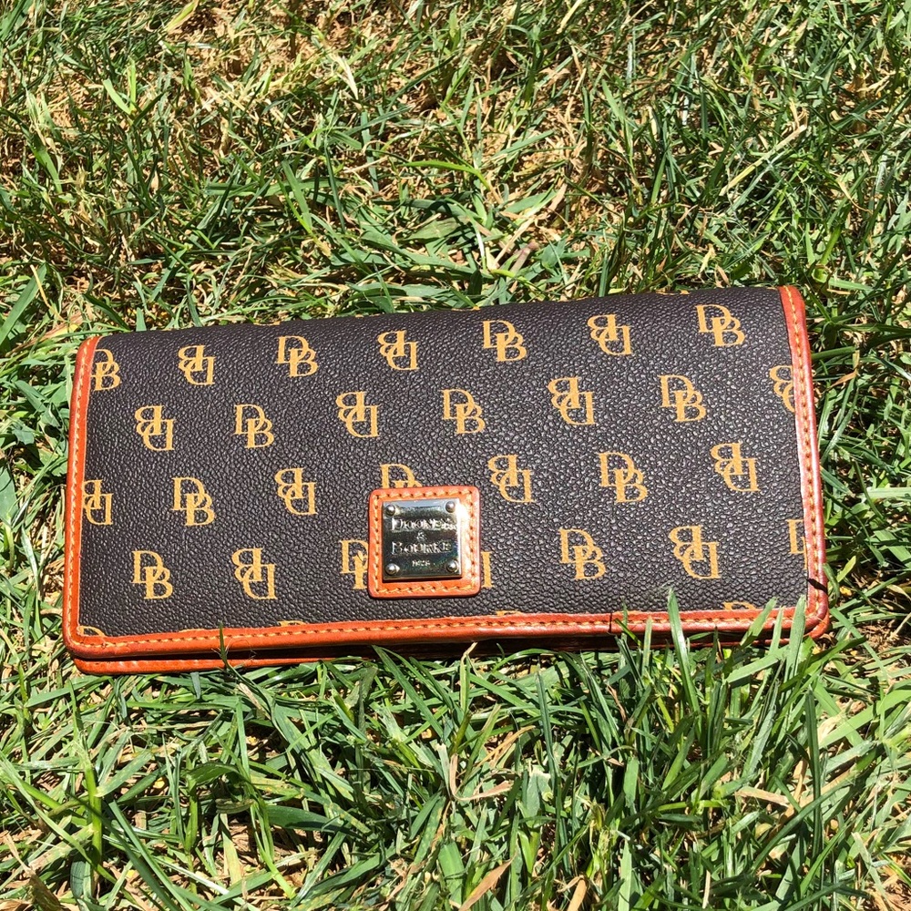 DOONEY & BOURKE wallet